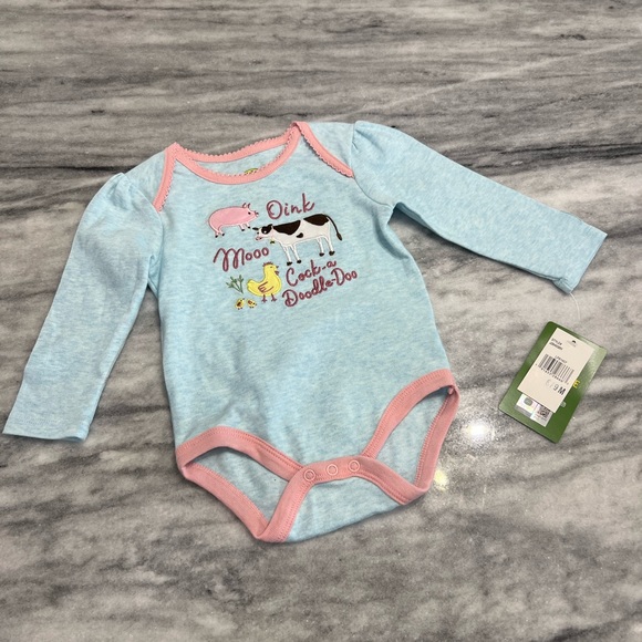 John Deere Other - John Deere Girls Onesie Size 6-9 Months NWT